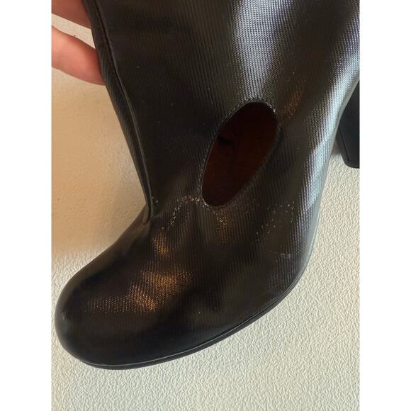 Designer Chie Mihara Black Ankle Boots Sz 40.5 (9.5) Oval Cut-Out Side Zipper - Picture 8 of 9